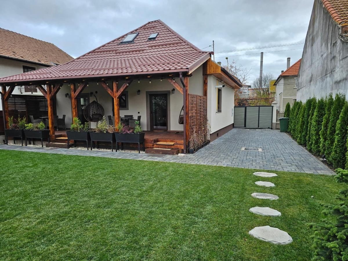Arbor Inn Brașov Exterior foto